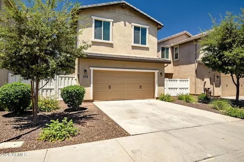 Exterior - 2252 S Basmath Ln, Gilbert, AZ 85295 photo 5 of 9