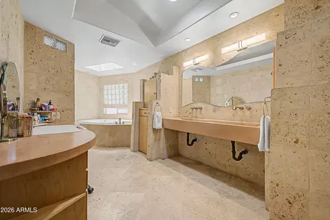 Bath - 4430 E Graythorn St, Phoenix, AZ 85044 photo 1 of 5