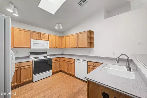 Kitchen - 8633 E Natal Ave, Mesa, AZ 85209 photo 2 of 4