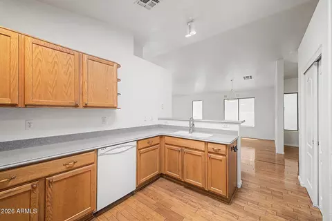 Kitchen - 8633 E Natal Ave, Mesa, AZ 85209 photo 3 of 4