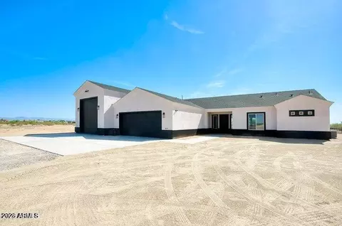 24009 W Redbird Rd, Wittmann, AZ 85361