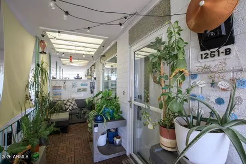 1261 E Maryland Ave #B, Phoenix, AZ 85014