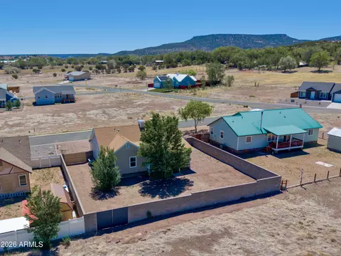 View/Area - 140 N Divot Dr, Eagar, AZ 85925 photo 3 of 5