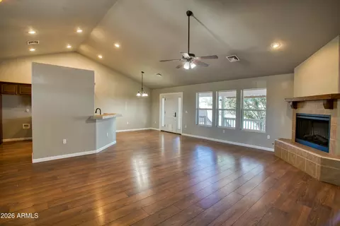 Living - 140 N Divot Dr, Eagar, AZ 85925 photo 1 of 3