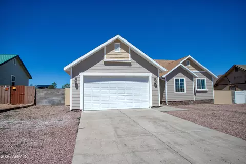 Exterior - 140 N Divot Dr, Eagar, AZ 85925 photo 3 of 5