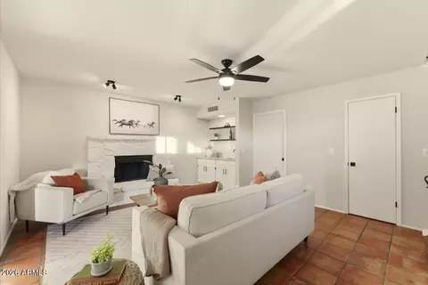 1802 E Crocus Dr, Phoenix, AZ 85022 photo 6