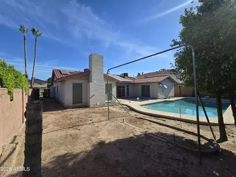 Exterior - 2431 W Crocus Dr, Phoenix, AZ 85023 photo 17 of 28