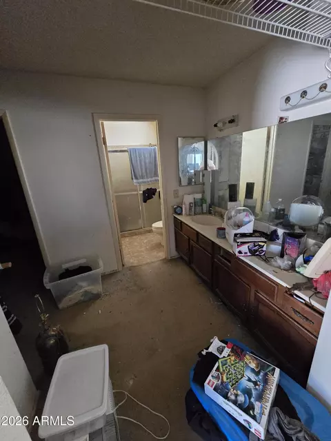 Bath - 2431 W Crocus Dr, Phoenix, AZ 85023 photo 1 of 11