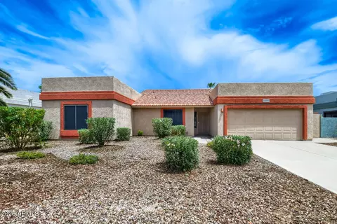1560 E Whitten St, Chandler, AZ 85225