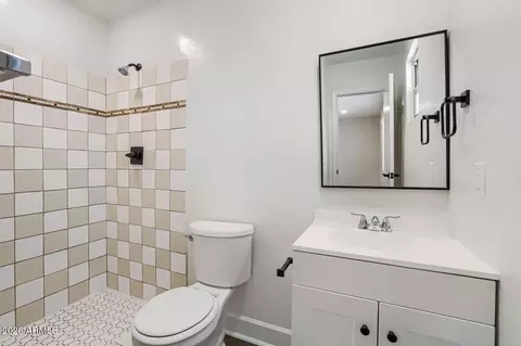Bath - 2507 E Obregon St, Tempe, AZ 85288 photo 1 of 2