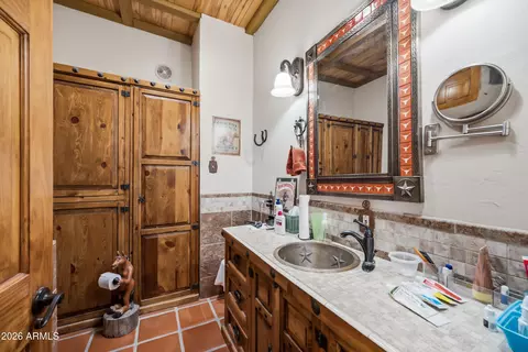 Bath - 4485 E Cody St, Apache Junction, AZ 85119 photo 4 of 5