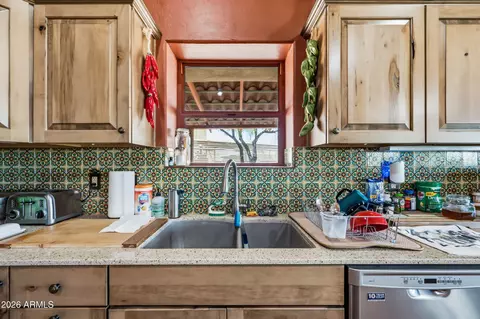 Kitchen - 4485 E Cody St, Apache Junction, AZ 85119 photo 4 of 7
