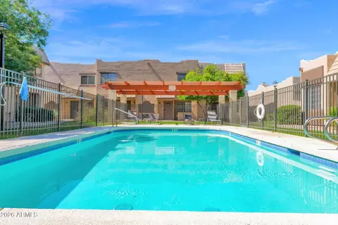 Exterior - 1935 W Morten Ave #23, Phoenix, AZ 85021 photo 3 of 5