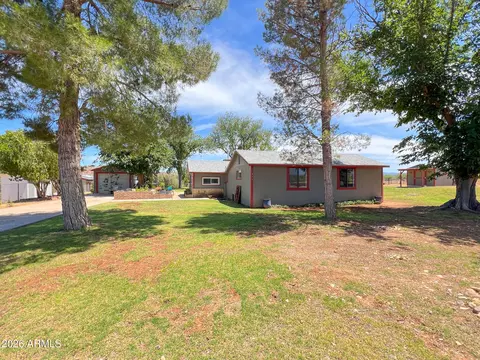 1895 S Sugarloaf Rd, Cornville, AZ 86325