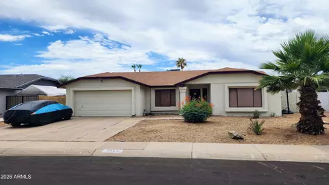 7425 W Jenan Dr, Peoria, AZ 85345