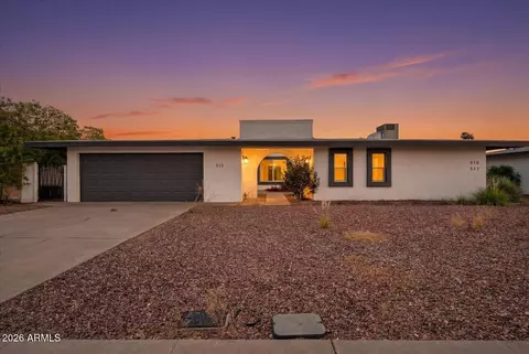 515 W Pebble Beach Dr, Tempe, AZ 85282