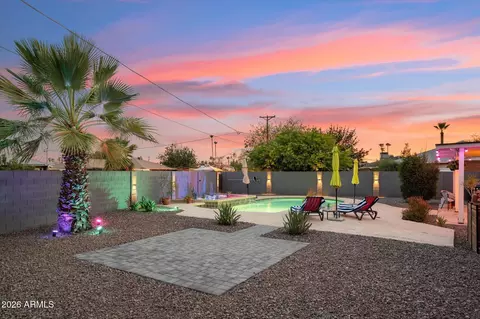 Exterior - 2011 W Campbell Ave, Phoenix, AZ 85015 photo 13 of 15