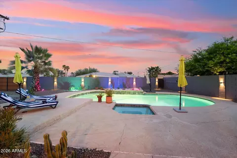 Exterior - 2011 W Campbell Ave, Phoenix, AZ 85015 photo 14 of 15