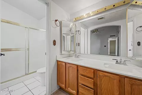 Bath - 2059 E Brown Rd #79, Mesa, AZ 85213 photo 2 of 3
