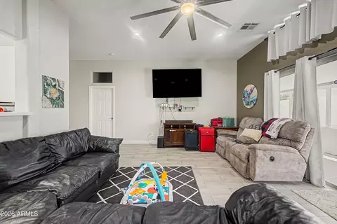 Living - 7006 E Jensen St #33, Mesa, AZ 85207 photo 3 of 3