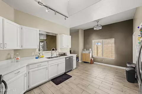 Kitchen - 7006 E Jensen St #33, Mesa, AZ 85207 photo 2 of 2