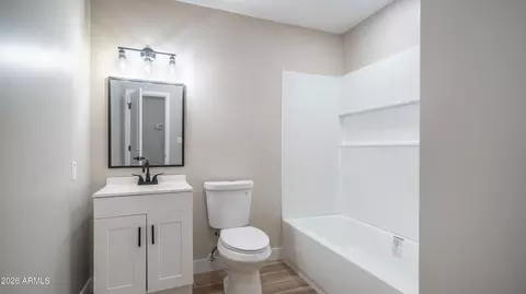Bath - 7727 W Earll Dr, Phoenix, AZ 85033 photo 1 of 4