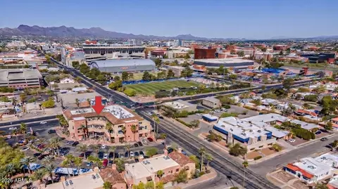 446 N Campbell Ave #1204, Tucson, AZ 85719