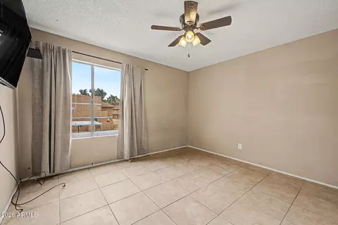 Bedroom - 6902 W Devonshire Ave #1281, Phoenix, AZ 85033 photo 1 of 3