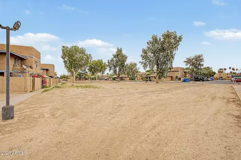 Exterior - 6902 W Devonshire Ave #1281, Phoenix, AZ 85033 photo 7 of 7