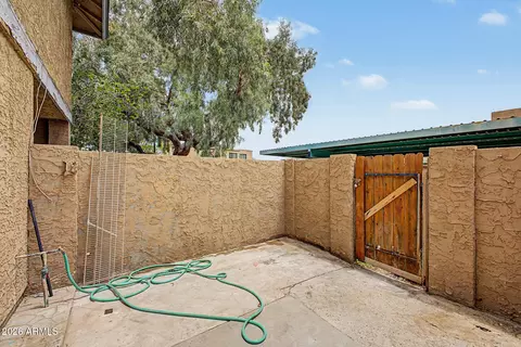 Exterior - 6902 W Devonshire Ave #1281, Phoenix, AZ 85033 photo 3 of 7