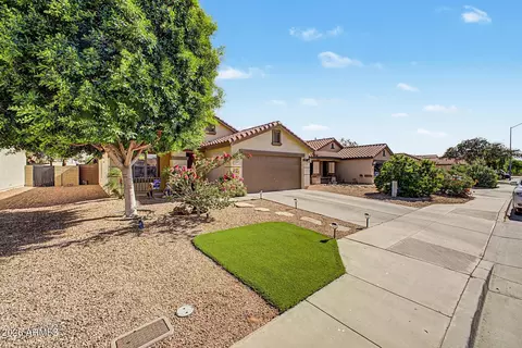 11259 Emelita Ave, Mesa, AZ 85208