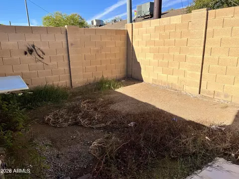 Exterior - 1328 W Cochise Dr, Phoenix, AZ 85021 photo 2 of 3