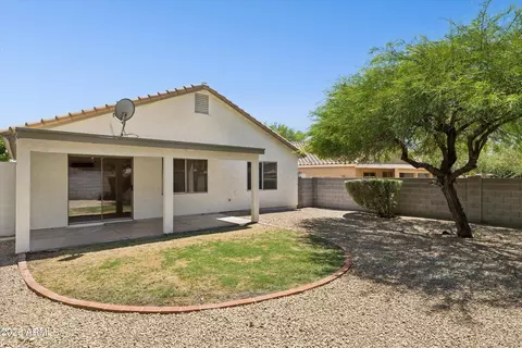 Exterior - 826 E Potter Dr, Phoenix, AZ 85024 photo 2 of 6