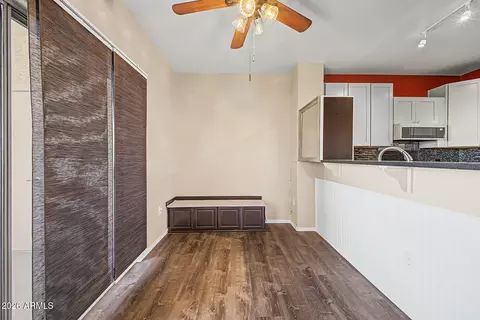 Dining - 920 E Devonshire Ave #3031, Phoenix, AZ 85014 photo 1 of 1