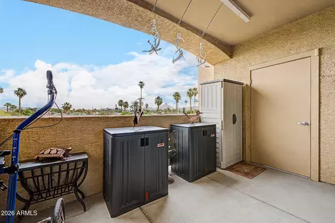 Exterior - 920 E Devonshire Ave #3031, Phoenix, AZ 85014 photo 2 of 3