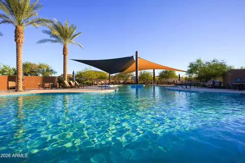 Exterior - 2828 E Donald Dr, Phoenix, AZ 85050 photo 11 of 14
