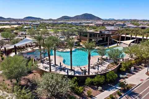 Exterior - 2828 E Donald Dr, Phoenix, AZ 85050 photo 14 of 14