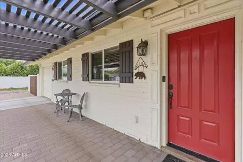 Exterior - 3922 E Whitton Ave, Phoenix, AZ 85018 photo 1 of 11