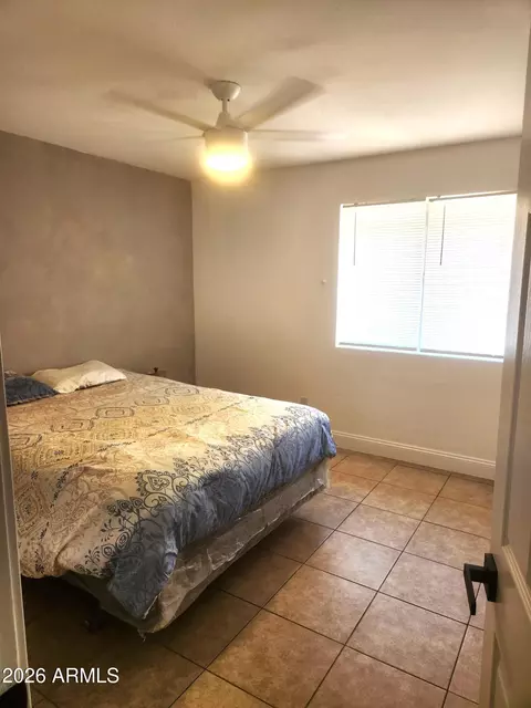 6702 W Roma Ave, Phoenix, AZ 85033