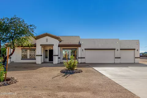 711 E Cloud Rd, Phoenix, AZ 85086