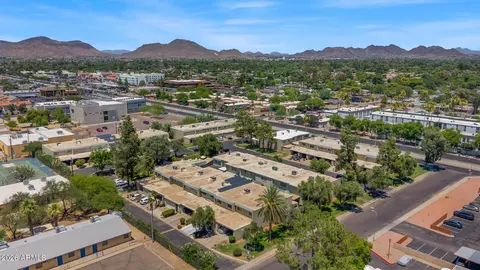 View/Area - 7618 N 19th Dr, Phoenix, AZ 85021 photo 1 of 2