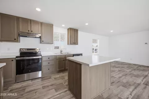 Kitchen - 5458 E Alpine Ave, Mesa, AZ 85206 photo 1 of 2