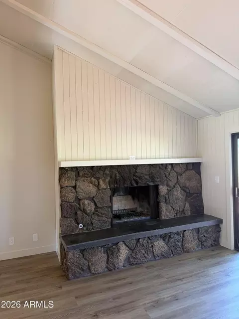 2955 N Fairview Dr, Flagstaff, AZ 86004