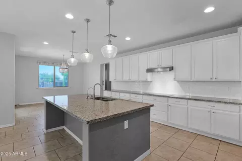 Kitchen - 3647 E Blue Spruce Ln, Gilbert, AZ 85298 photo 1 of 3