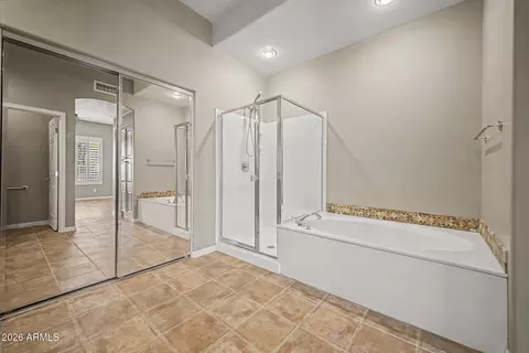 Bath - 7445 Eagle Crest Dr #1097, Mesa, AZ 85207 photo 3 of 5