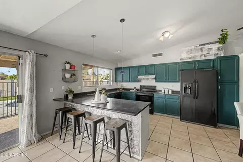Kitchen - 4860 E Capistrano Ave, Phoenix, AZ 85044 photo 3 of 3