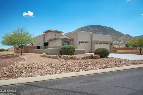 6691 E Saddlehorn Cir, Hereford, AZ 85615