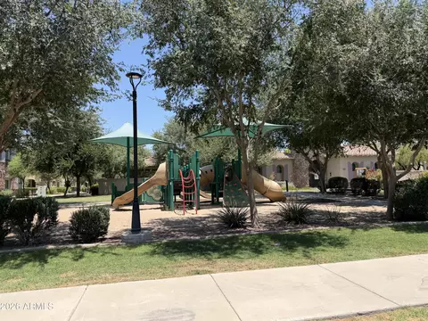Exterior - 2723 S Cavalier Dr #103, Gilbert, AZ 85295 photo 4 of 7
