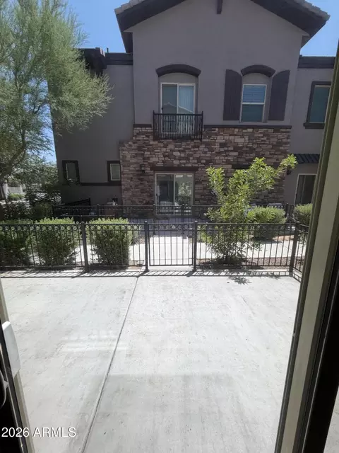 Exterior - 2723 S Cavalier Dr #103, Gilbert, AZ 85295 photo 5 of 7