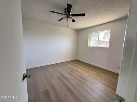 Bedroom - 1132 W North Ln, Phoenix, AZ 85021 photo 2 of 2